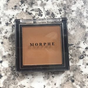 Morphe Makeup - MORPHE bronzer Morphe Makeup - MORPHE bronzer